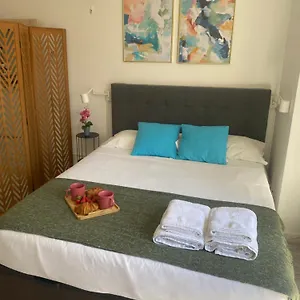 Apartamento En Pleno Centro Historico De Apartamento Málaga